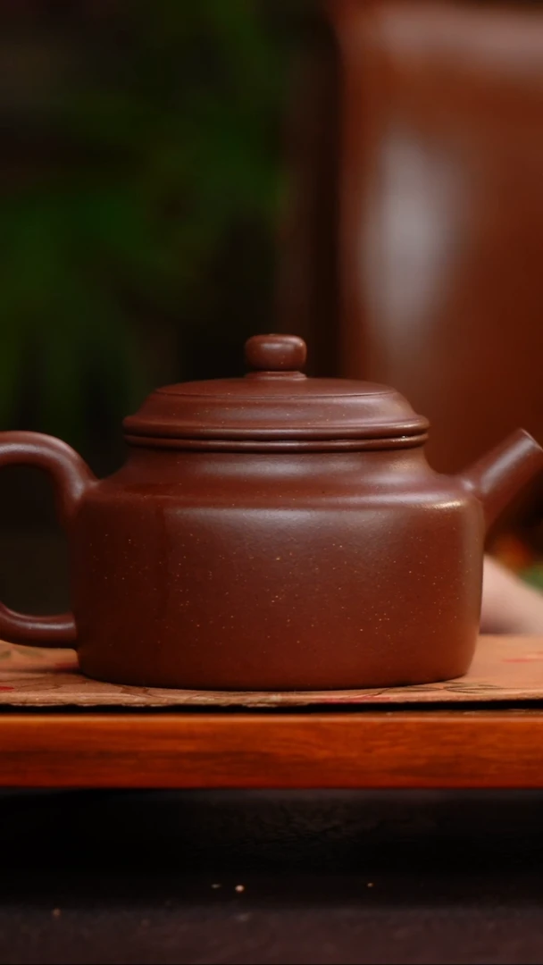 茶壶紫砂皓**空底槽清 德钟