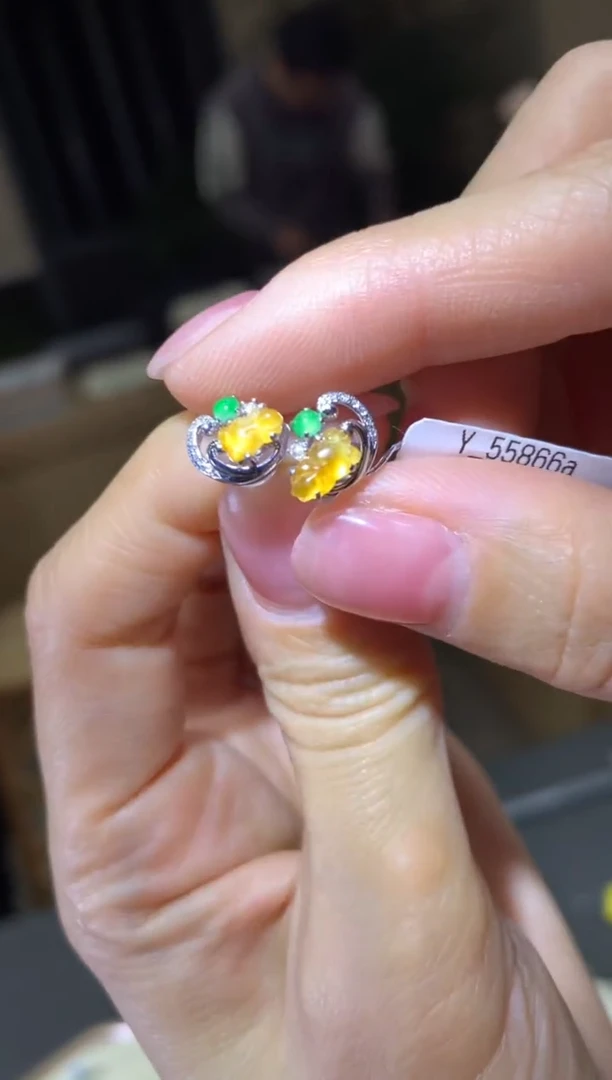 18K金镶嵌翡翠耳饰|不退不换