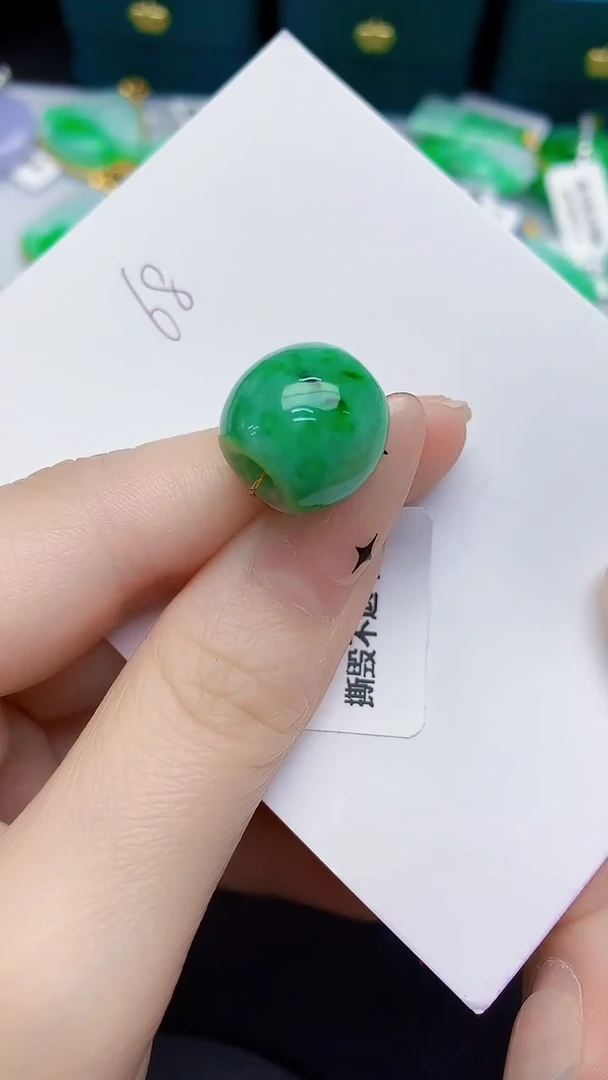 颈饰未镶嵌翡翠缅甸天然翡翠A货