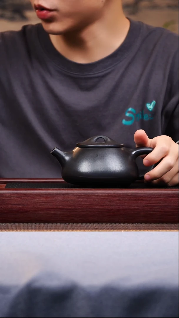 茶壶紫砂宜兴原矿紫砂作品  石黄石瓢