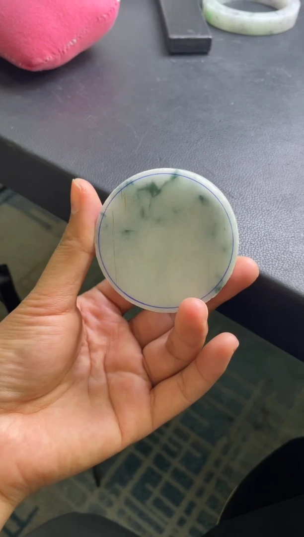 定制翡翠未镶嵌N****a镯芯