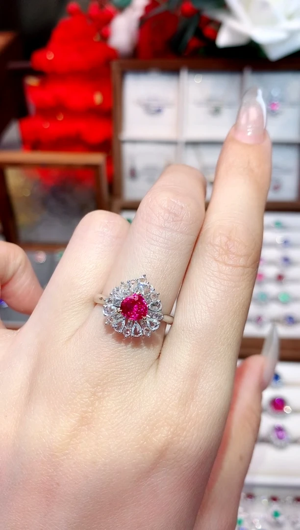 18K金镶嵌戒指红宝石1.01ct/天然宝石/七天无理由
