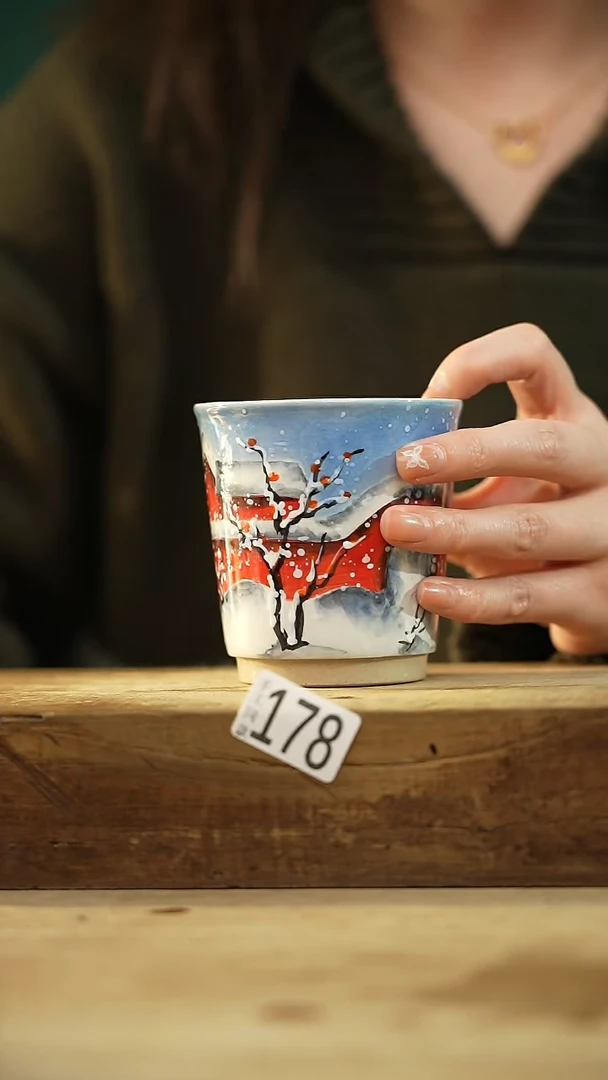 【闪购商品】瓷片新品！设计师款手绘/咖啡杯 羽川
