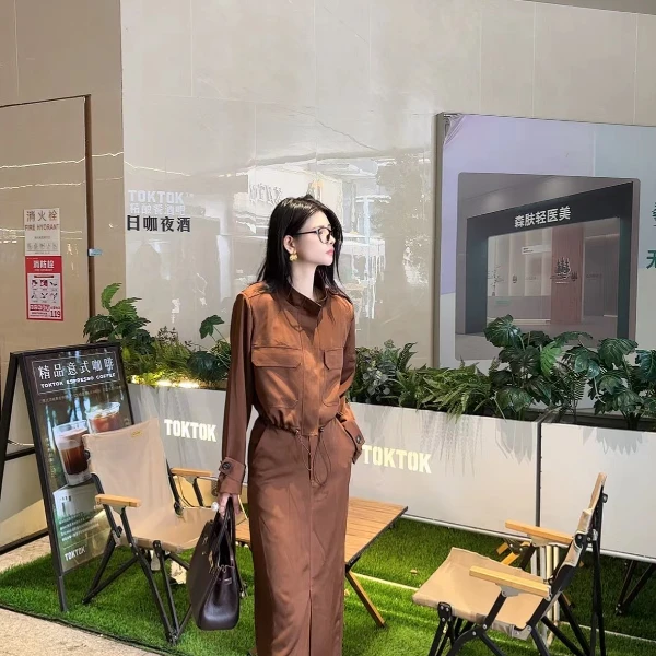 【时髦博物馆】现货高级感工装时尚套装女气质开叉半裙STTYN40398
