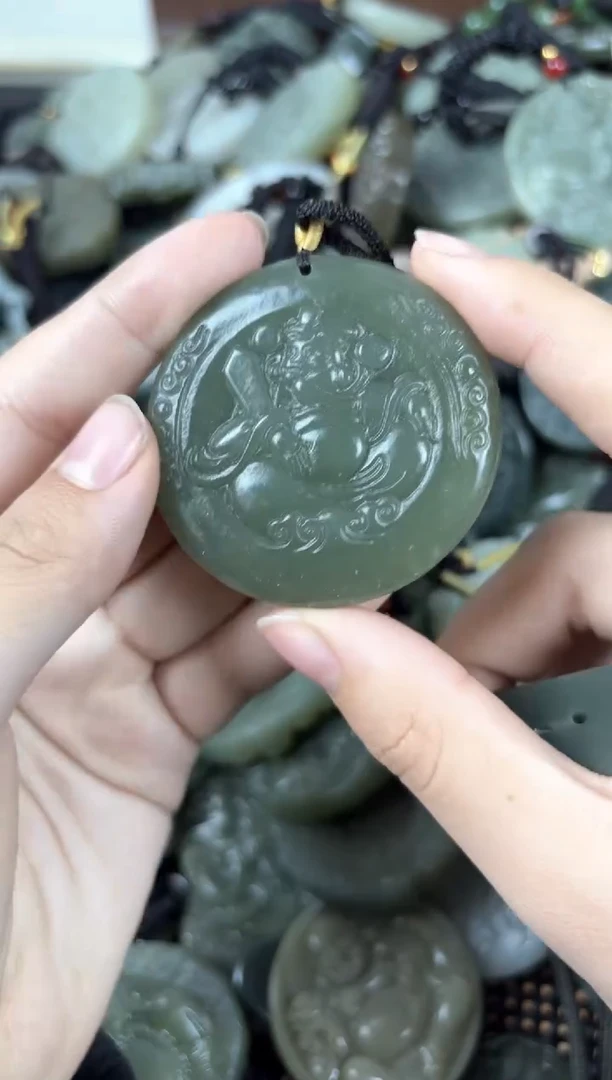 【闪购商品】和田玉颈饰未镶嵌1