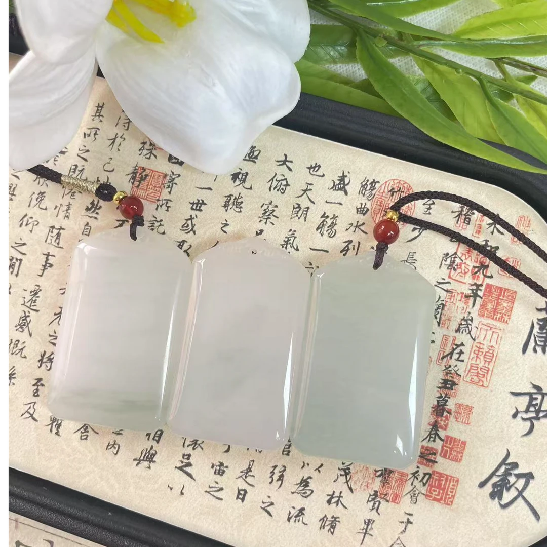 新疆金丝玉天山翠时尚百搭精雕平安无事牌