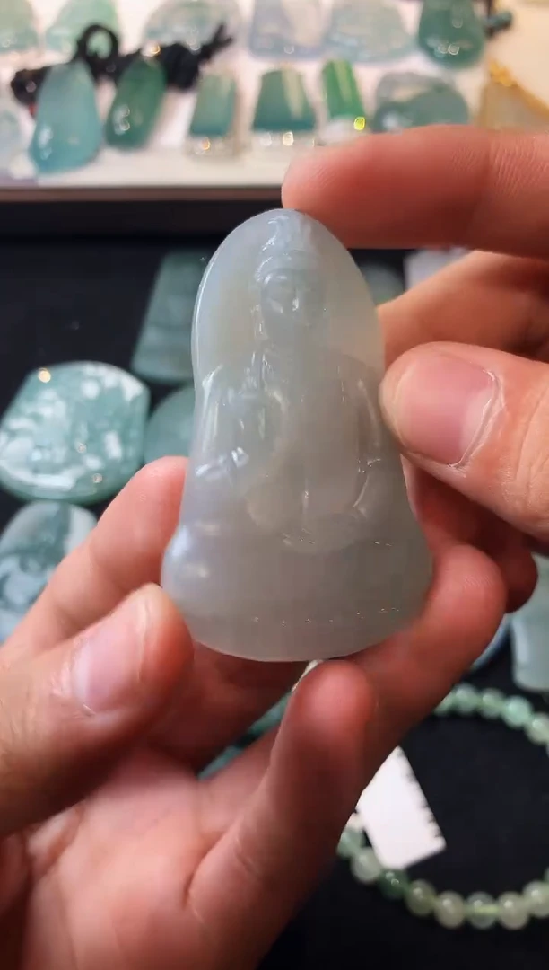 未镶嵌定制翡翠?**云4069毛货不退不换