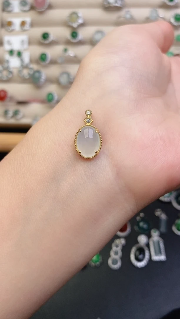 吊坠(赠链)银S925镶嵌翡翠0