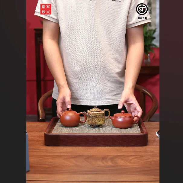 【闪购商品】三把全给西施扁汉瓦柴烧四方鼎紫砂壶C0078