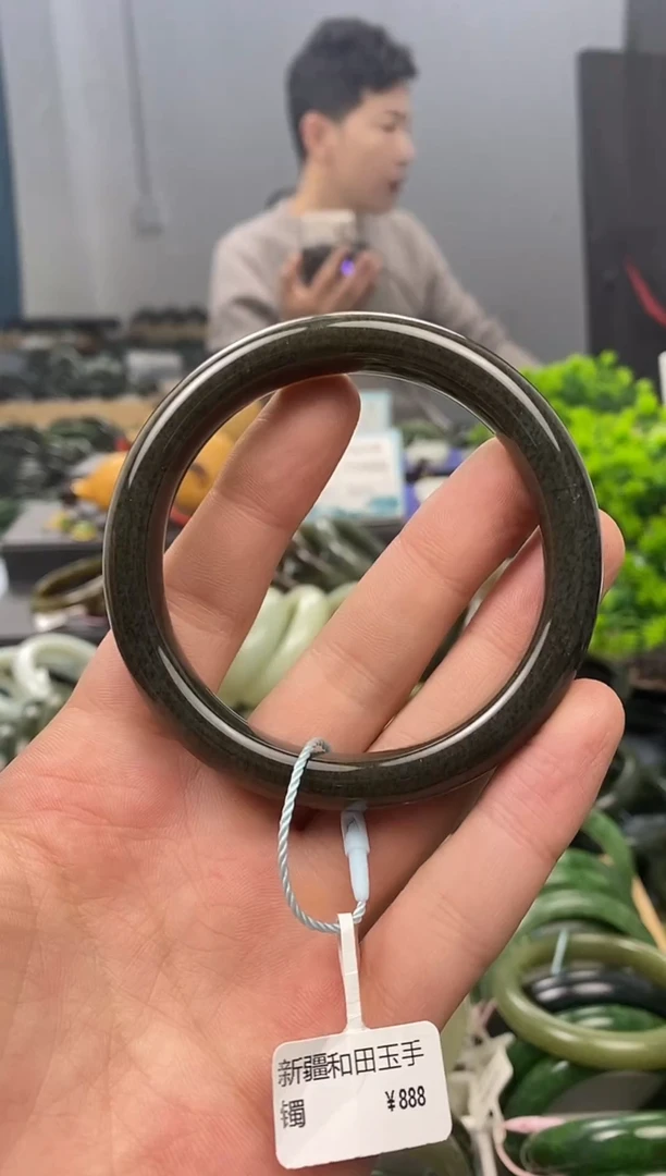 未镶嵌手镯和田玉60.2