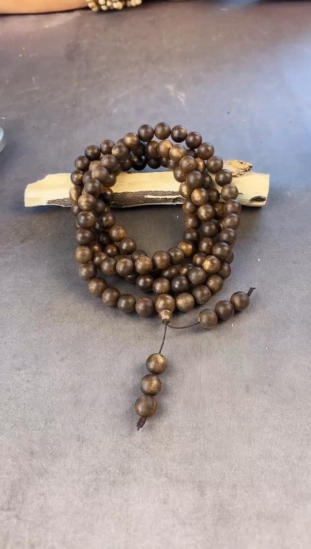 沉香沉香碎屑+富森红土12圆珠多圈沉140克+多样性发一