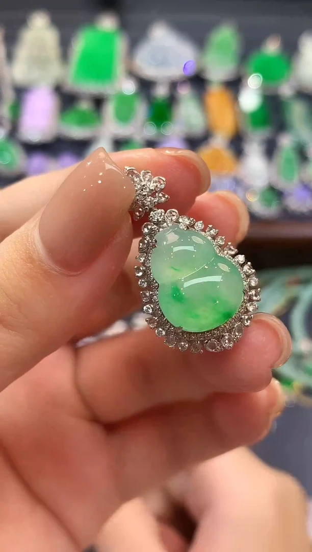 吊坠(不含链)18K金镶嵌翡翠90-吊坠