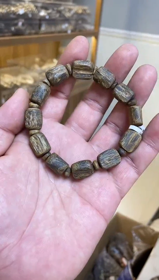 手串沉香 海南乌身圆叶随型单圈沉水多样性发其一