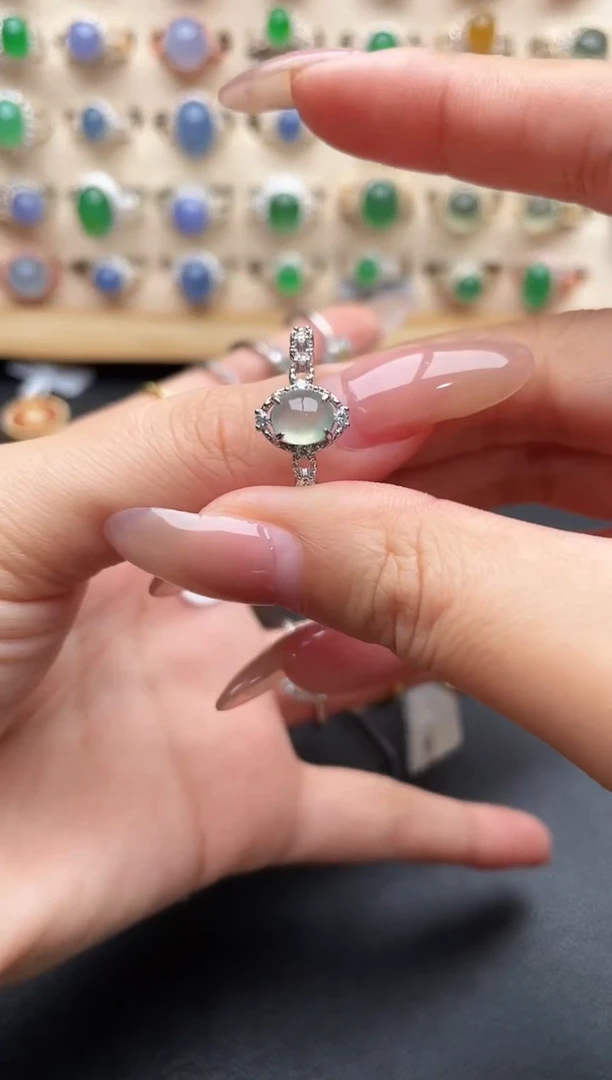 银S925镶嵌戒指翡翠一物一证一礼盒