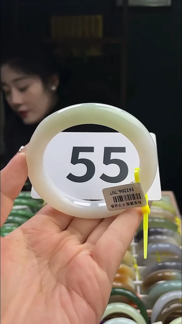 定制和田玉和田玉手镯