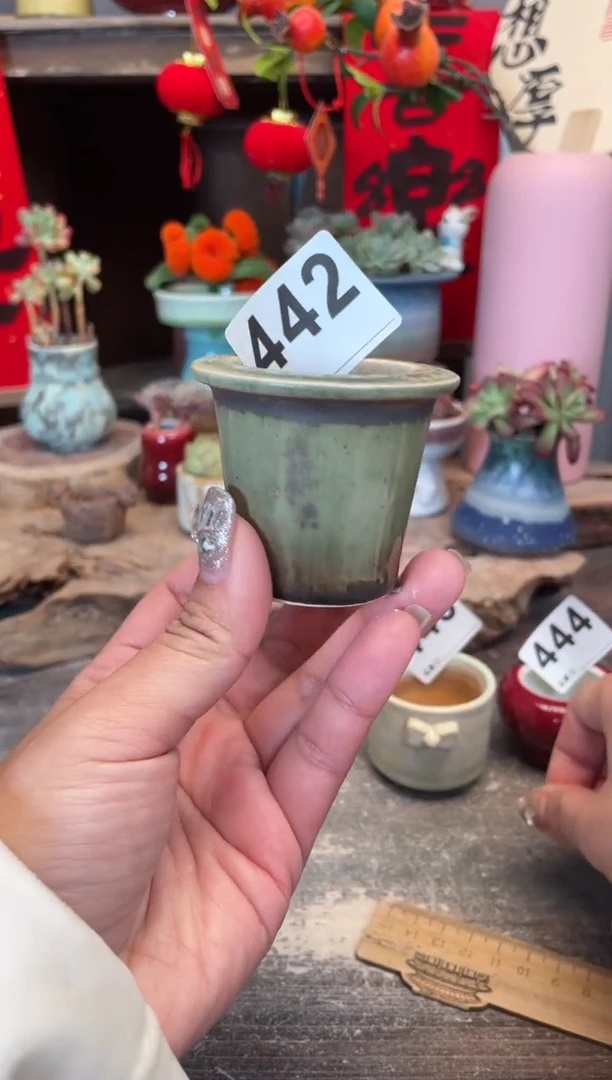 【闪购商品】摆件442微瑕知木小芳花盆