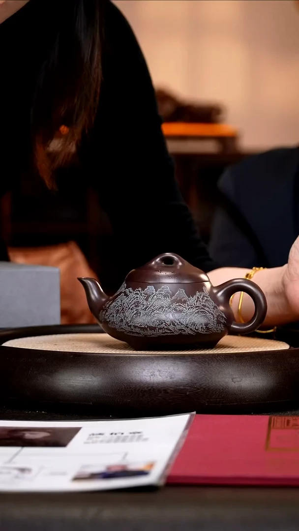 茶壶紫砂TJX34 汉棠石瓢  紫茄泥  300cc