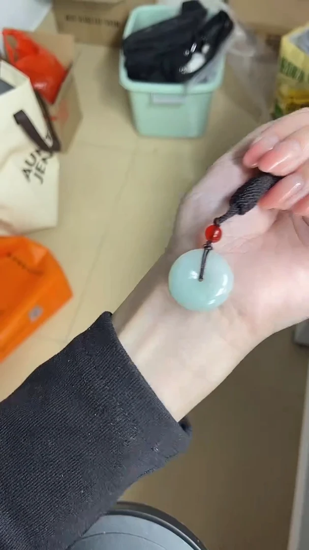 【闪购商品】翡翠颈饰未镶嵌天然A货翡翠-平安扣