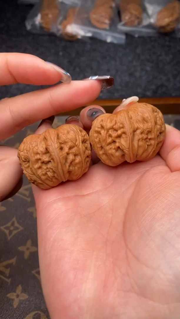 把件文玩核桃B80号41尺元宝