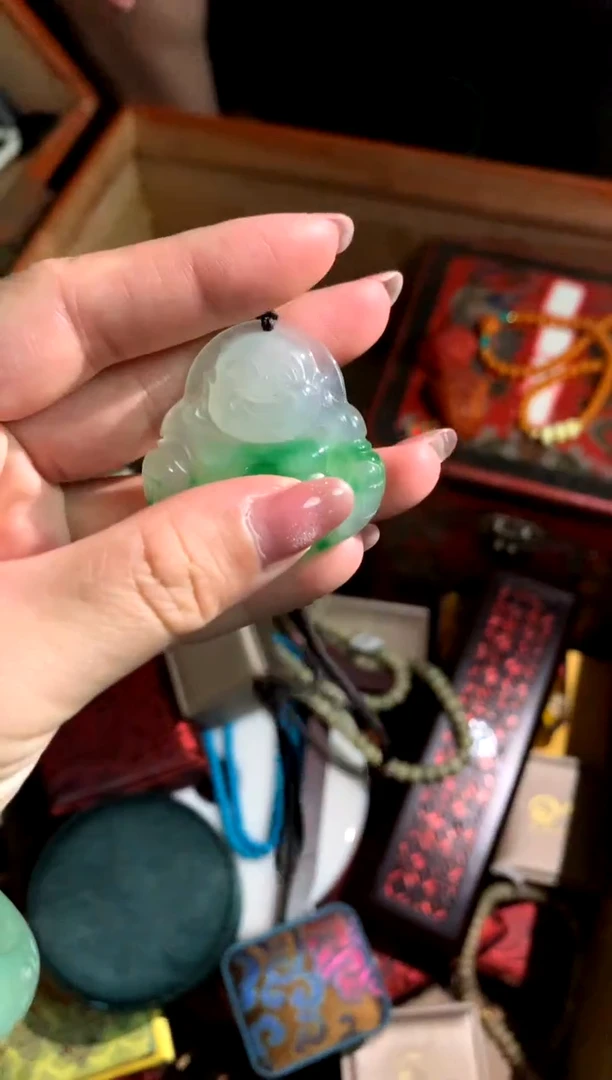 颈饰未镶嵌翡翠润玉潭精品专属摆件