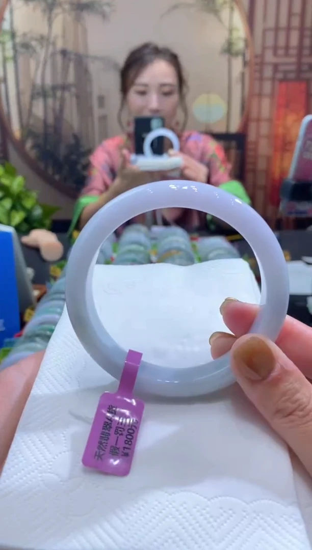 未镶嵌手镯翡翠000072385