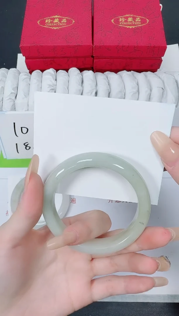 【闪购商品】石英质玉手镯未镶嵌K112-58.0