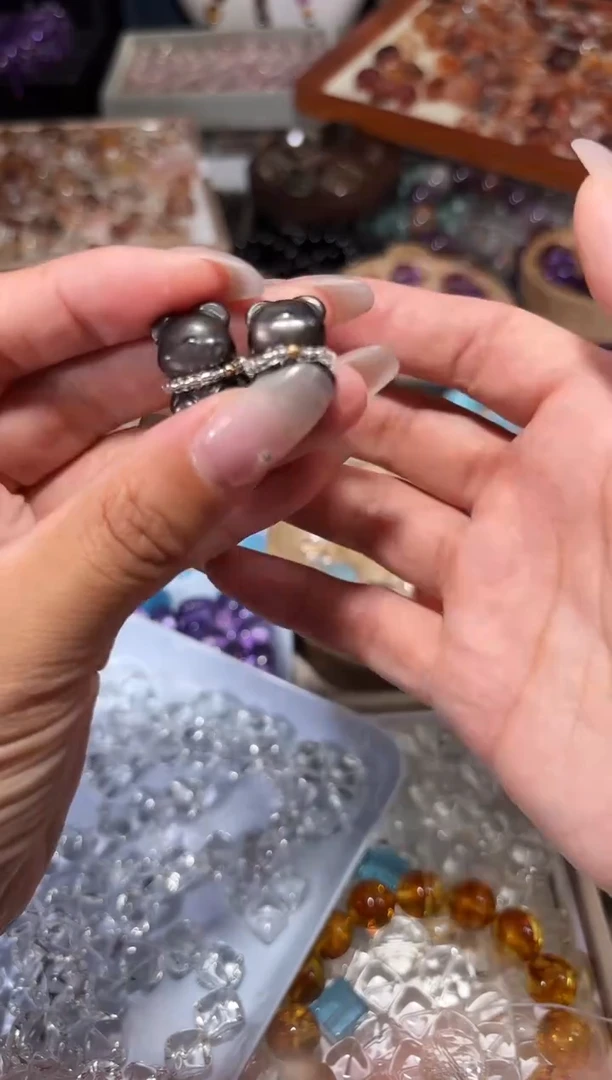 水晶手串未镶嵌银耀小熊一个卡13*18