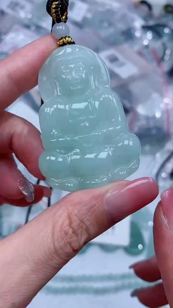 翡翠未镶嵌颈饰吊坠
