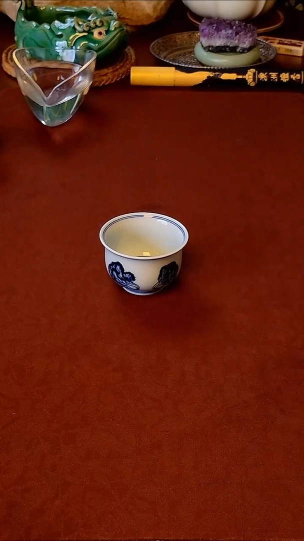 【  手工手绘白菜青花主人杯 】
