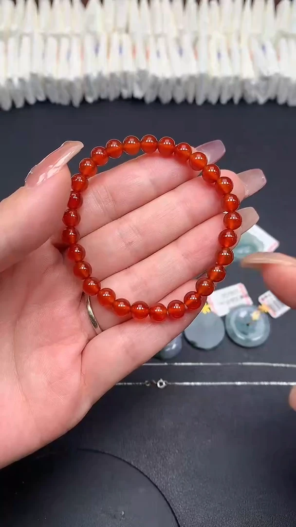 玛瑙/玉髓手串未镶嵌MS190895