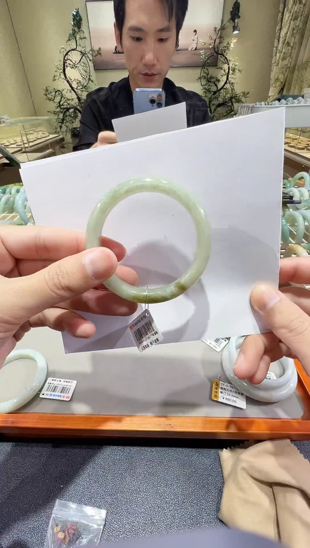 未镶嵌手镯翡翠-纯天然缅甸A货翡翠手镯-特价-167号