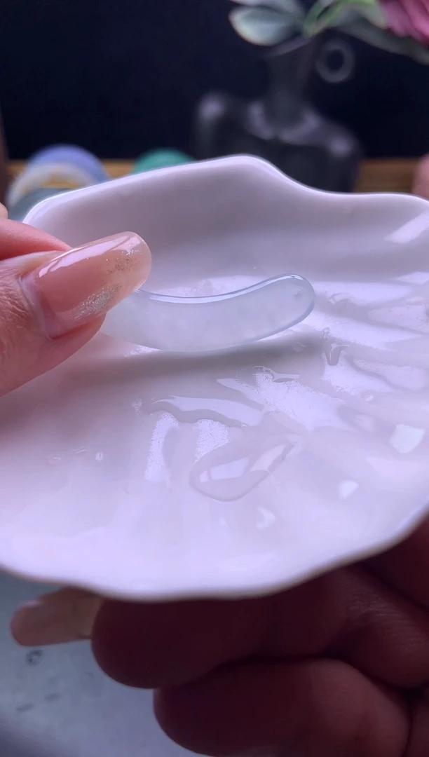颈饰未镶嵌翡翠?****?玉璜