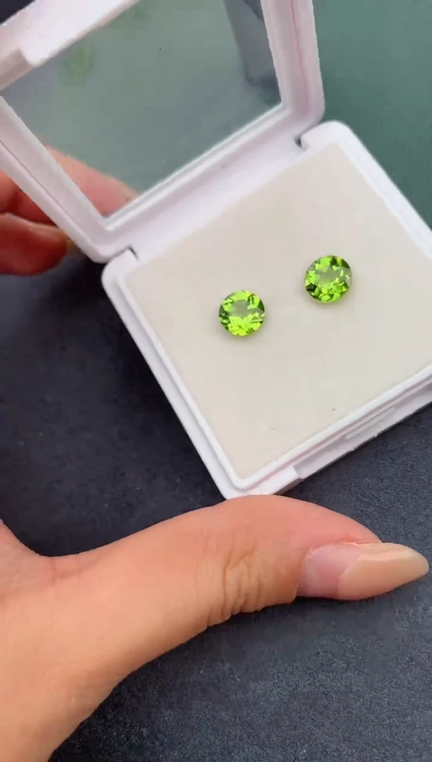 【闪购商品】橄榄石裸石未镶嵌4ct橄榄石配对