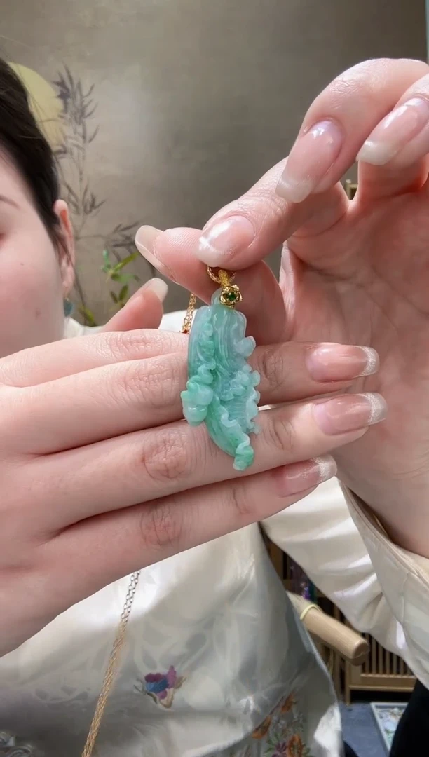 【闪购商品】翡翠颈饰未镶嵌吊坠