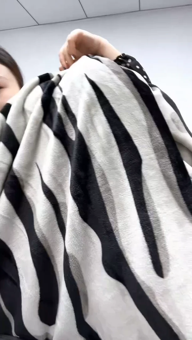 法兰绒1.7x2左右已主播介绍为准