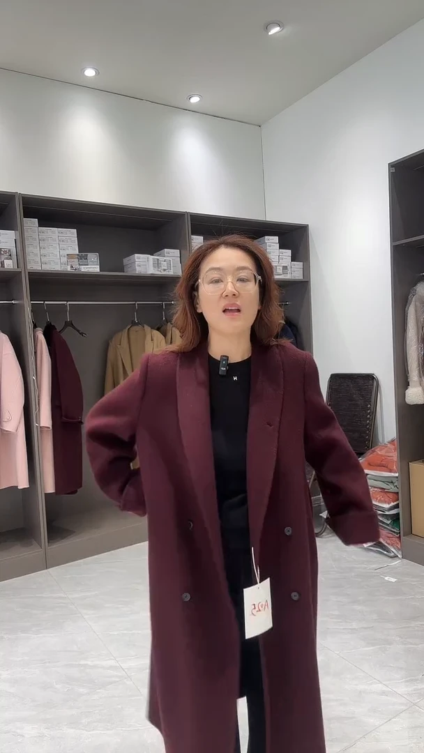 025车厘子红羊毛大衣样衣均码