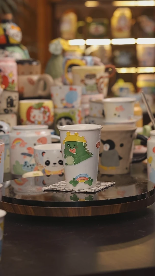 景德镇釉下彩绘设计师款式陶瓷