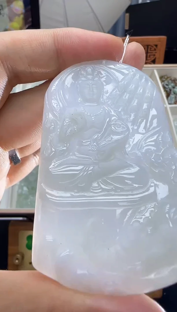 翡翠挂件未镶嵌A货翡翠多样性孤品