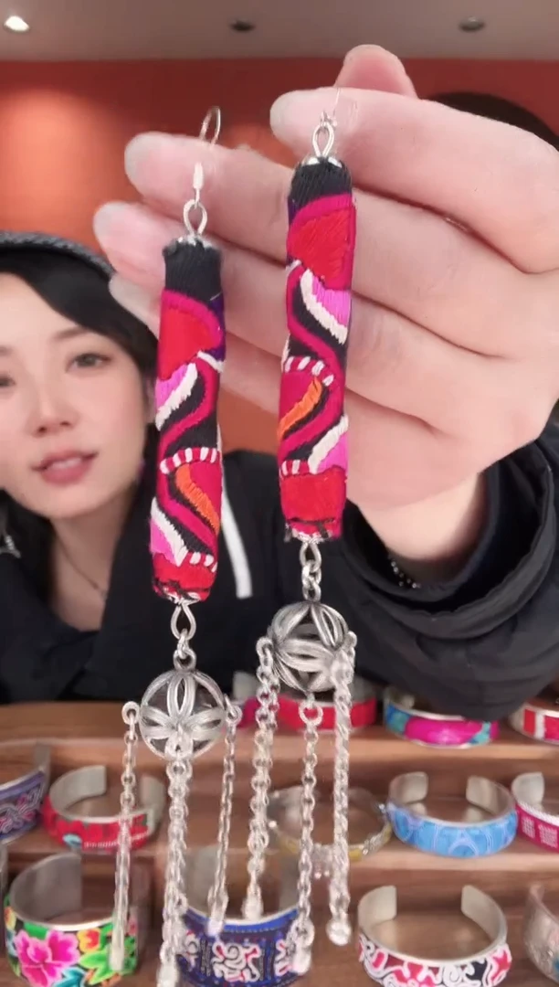 织绣非遗手工刺绣苗绣09