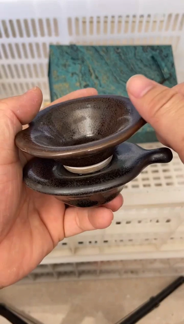 杯无运费险有瑕疵的摄影的产品有使用过的痕迹有点脏介意勿拍