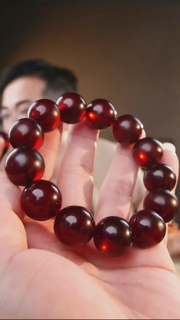 裸石琥珀未镶嵌大*哥18+血珀手串圆珠
