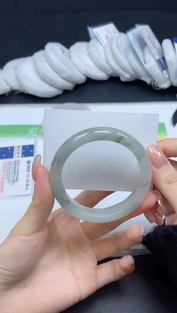 未镶嵌手镯石英质玉026-556