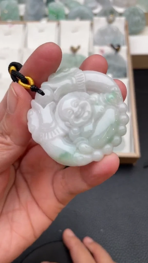 颈饰未镶嵌翡翠天然缅甸翡翠A货317
