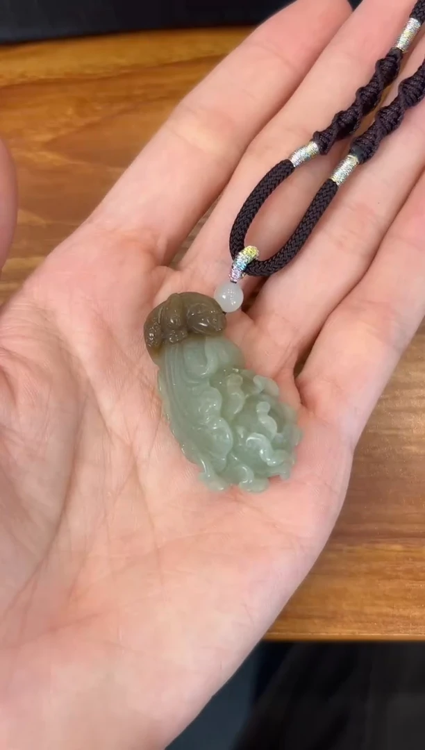 颈饰未镶嵌和田玉糖黄白菜吊坠-593744