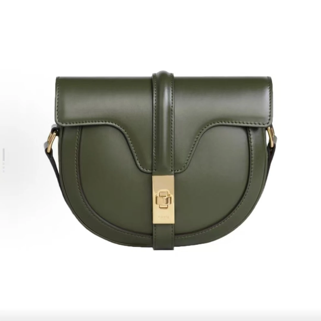 95新 Celine/思琳 胖虎佳佳/箱包/斜挎包/31B2509240172