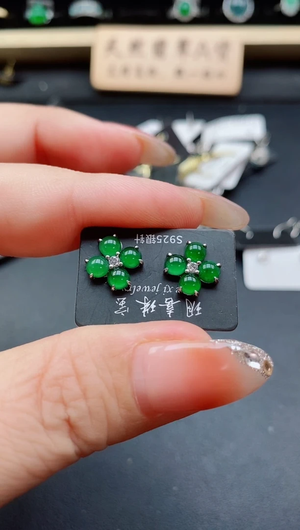 银S925镶嵌戒指翡翠1