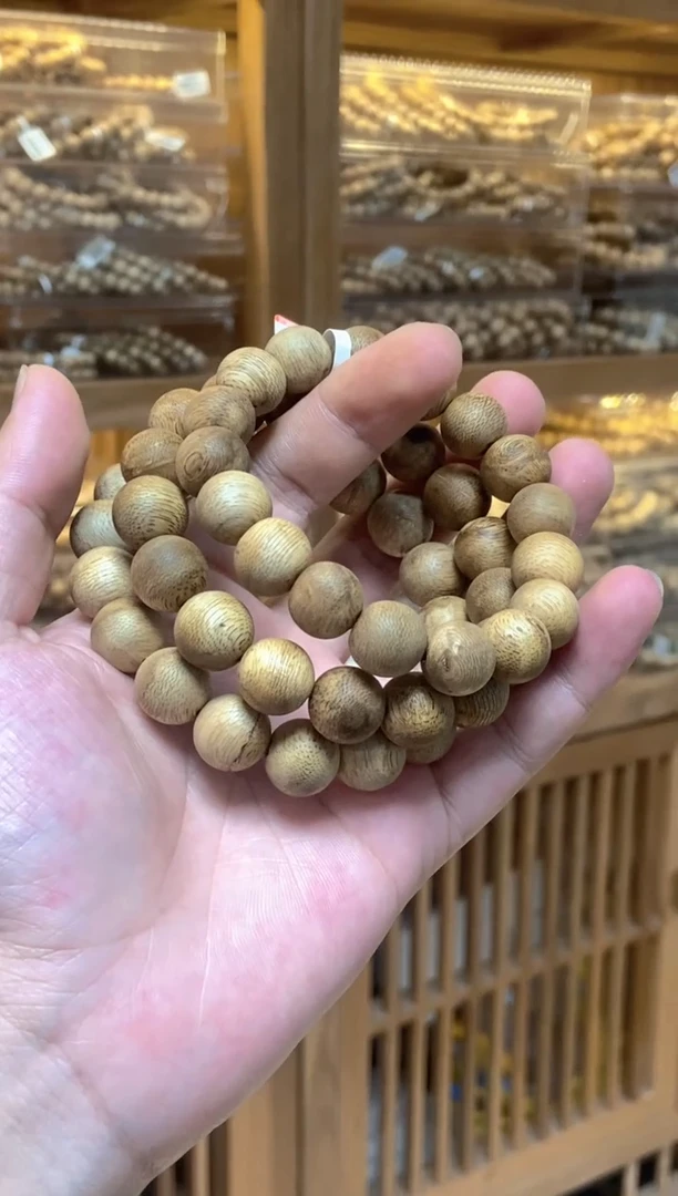手串沉香菩萨棋圆珠单圈1.3留疤多样性发其一