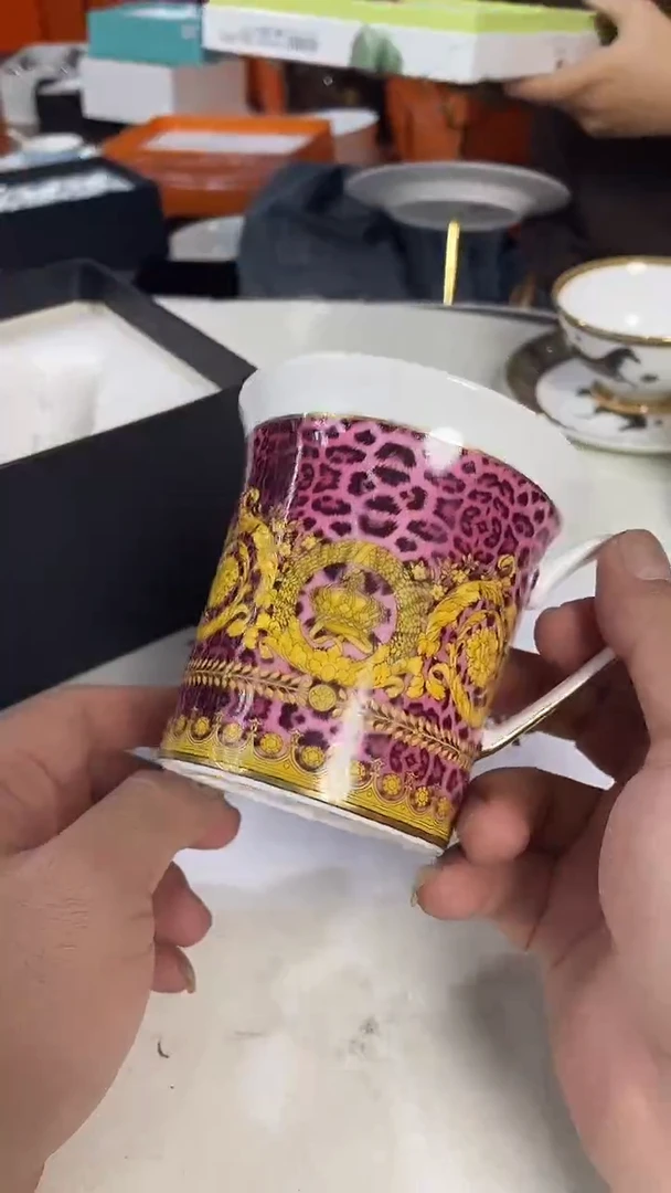 杯鸿辉家品牌瓷器，京东包邮！