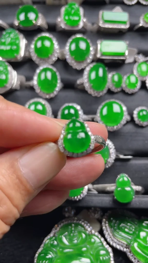 颈饰银S925镶嵌翡翠翡翠