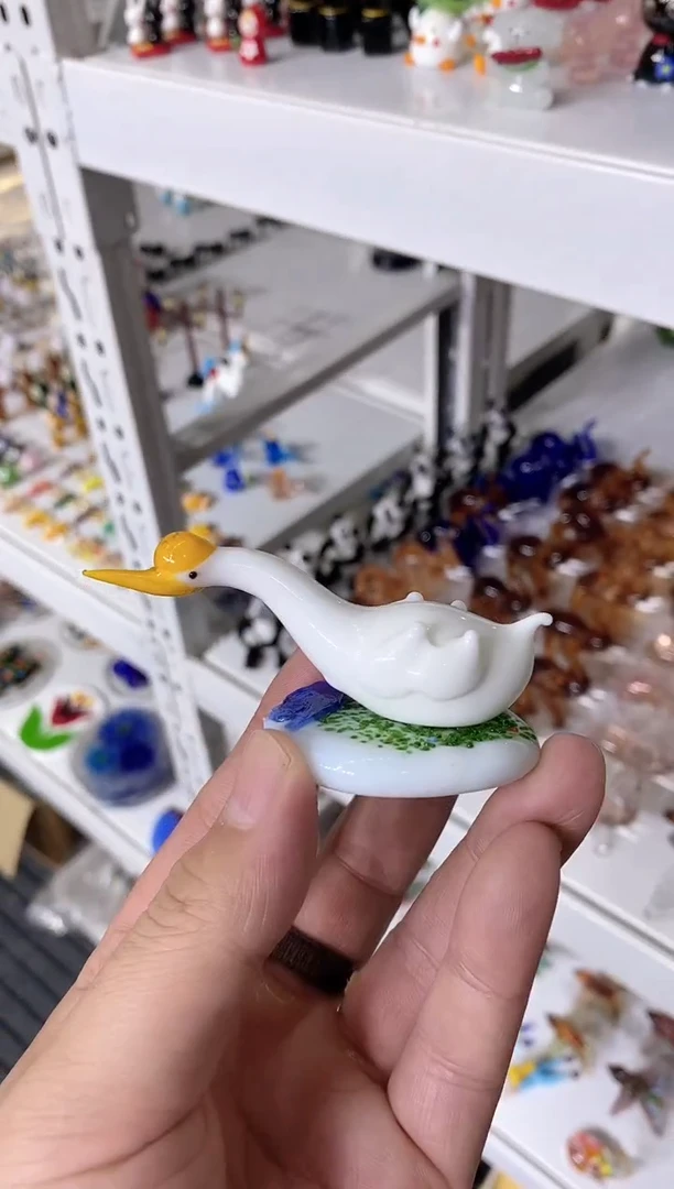 手工艺品琉璃底座大鹅